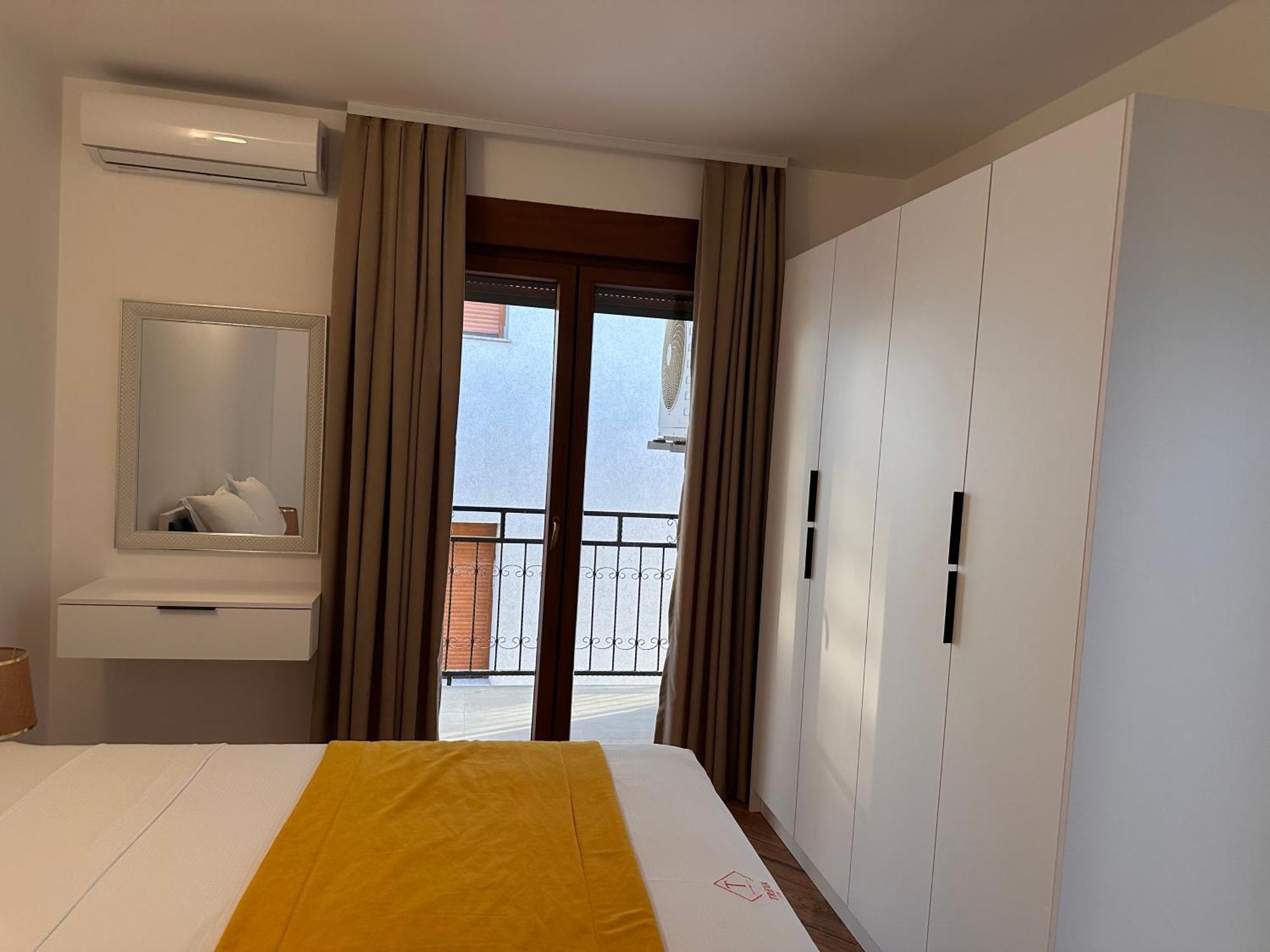 Treva Hotel & Apartaments Prizren Exteriör bild